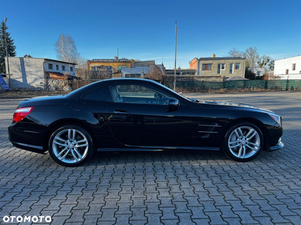 Mercedes-Benz SL - 33