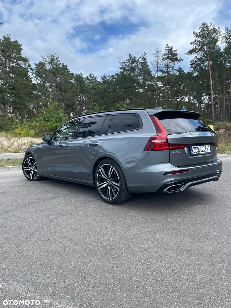 Volvo V60 B4 B R-Design - 6