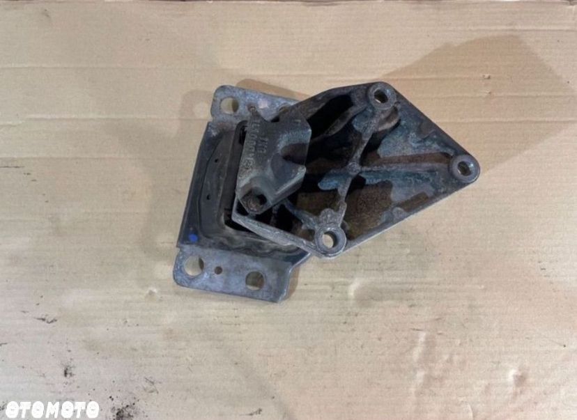 6G91-7M121 łapa poduszka Ford galaxy mk3 c-max Mondeo mk4 - 2