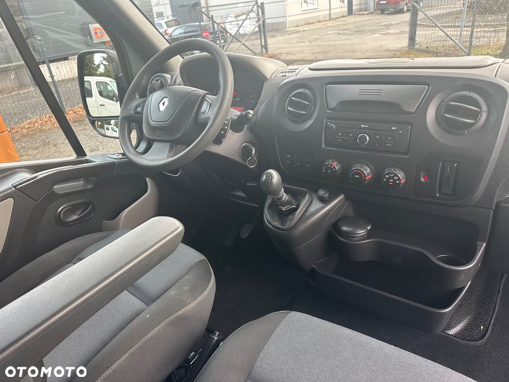Renault Master 2.3 2017r L2H2 klima tempomat nawi hak 2500kg - 23