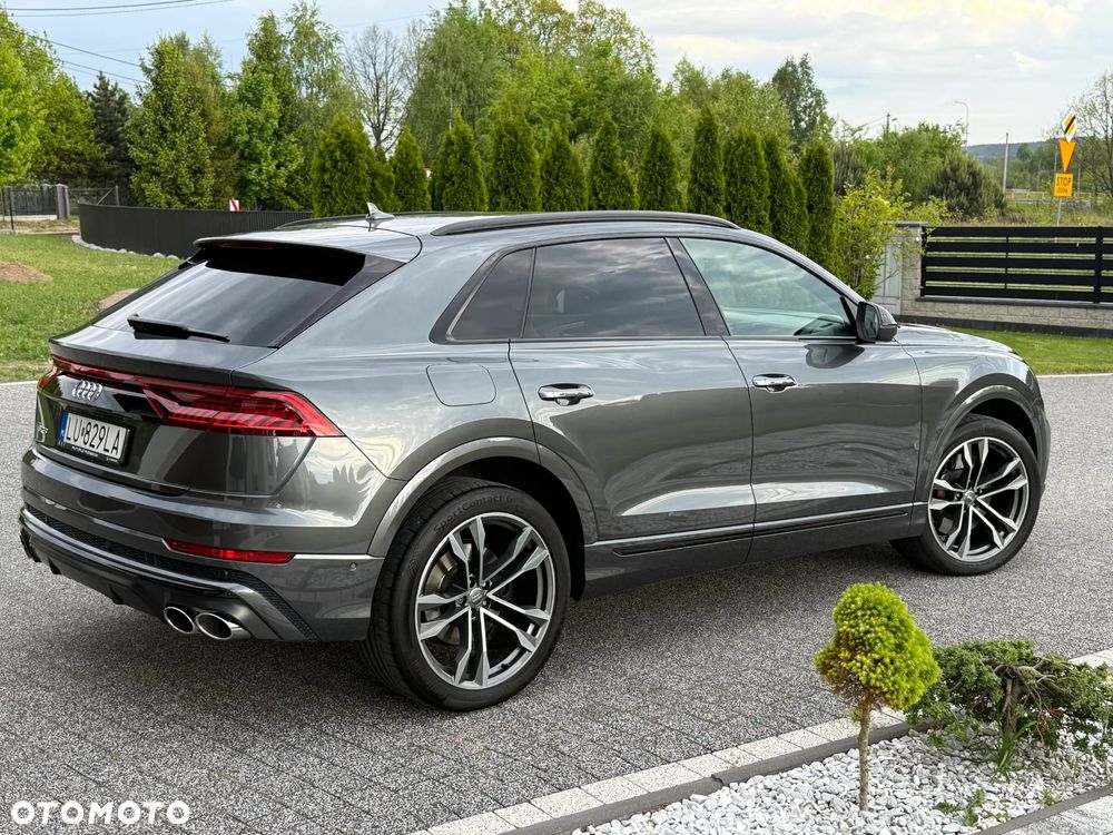 Audi SQ8 - 32