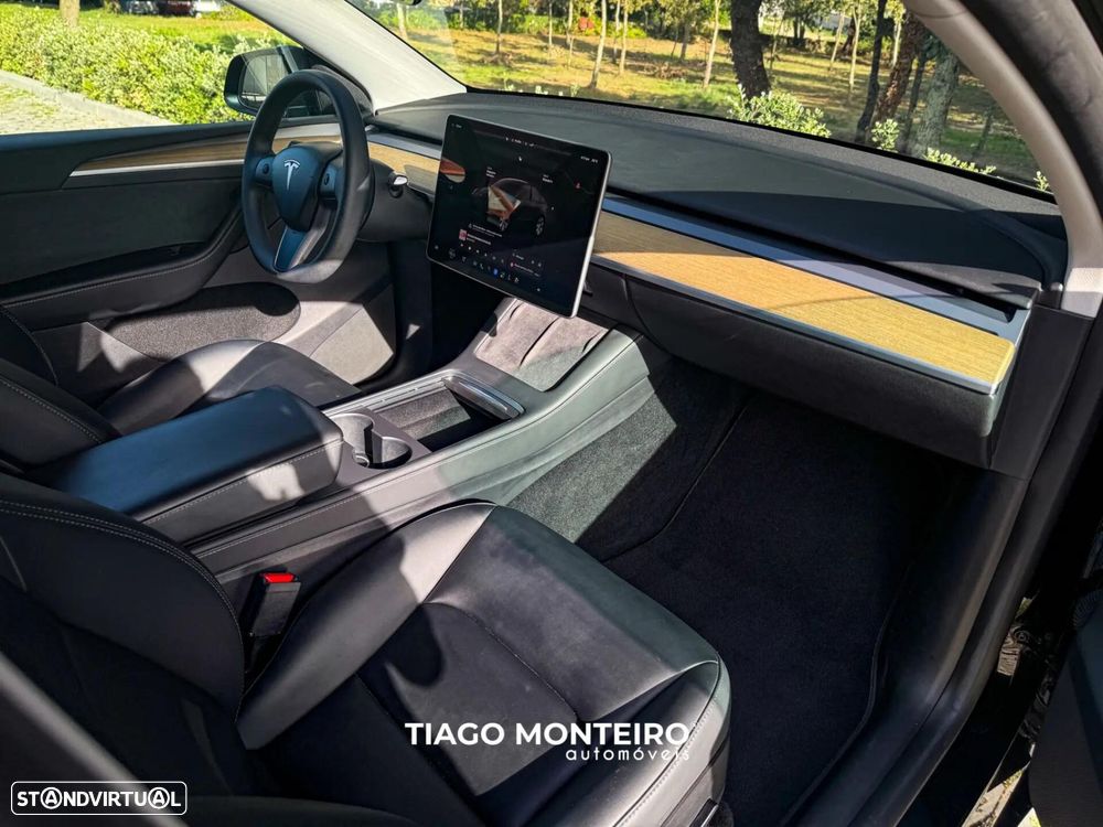 Tesla Model Y Tração Traseira - 56