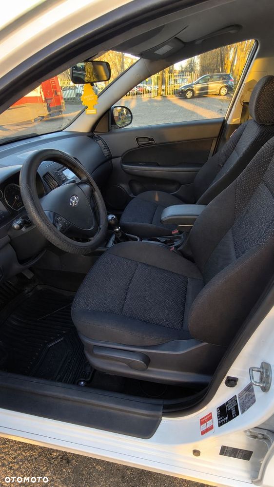 Hyundai i30 i30cw 1.6 Edition Plus - 16