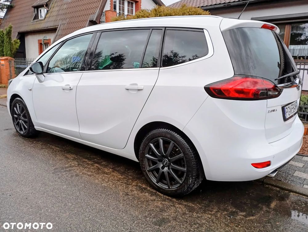 Opel Zafira 2.0 D (CDTI ecoFLEX) Start/Stop Edition - 4