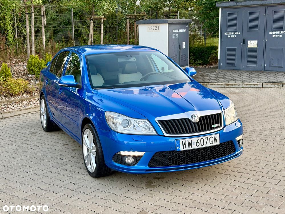 Skoda Octavia 2.0 TSI DSG RS - 8