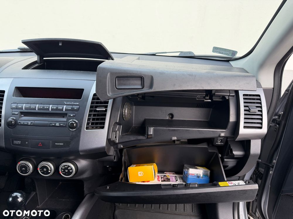 Mitsubishi Outlander 2.0 DID Instyle - 29