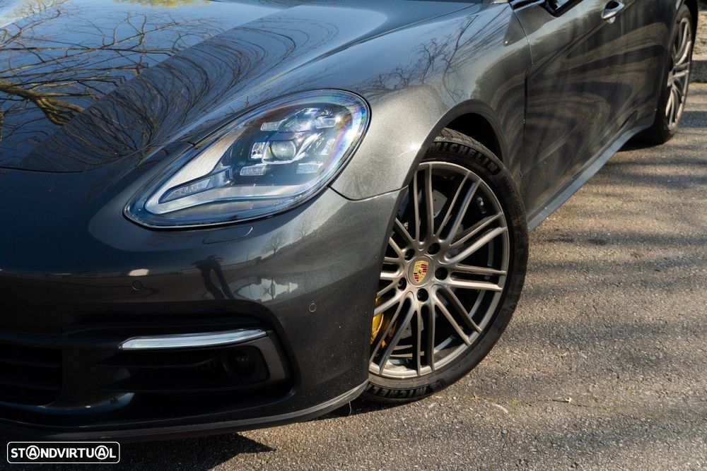 Porsche Panamera 4 S - 52