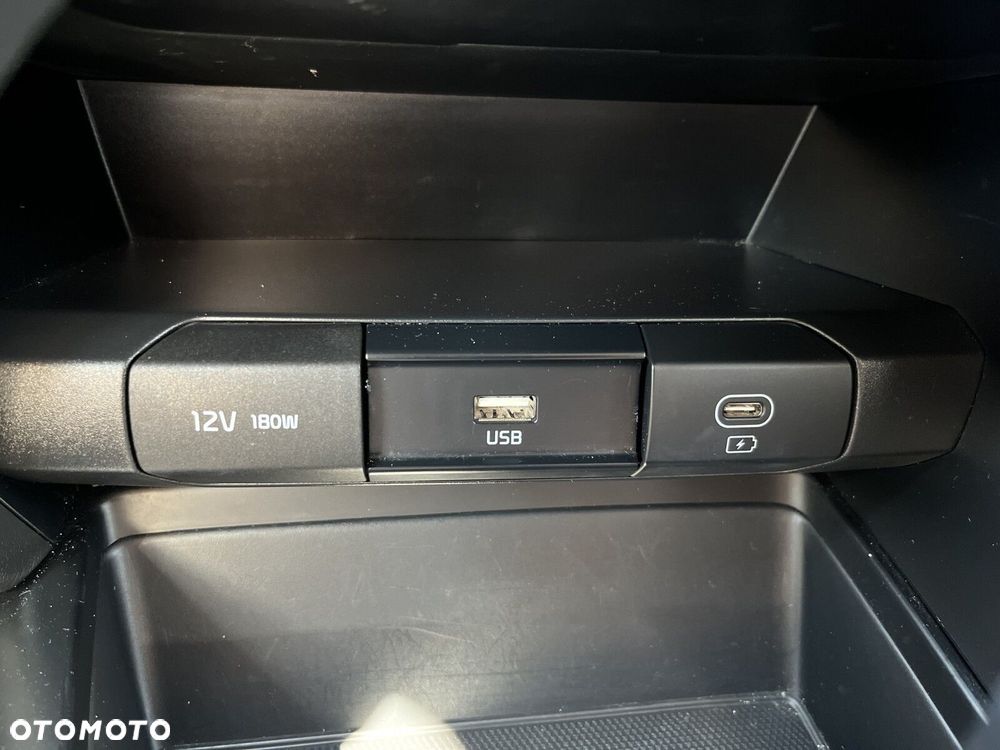 Kia Ceed - 28