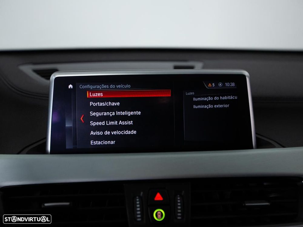 BMW X1 18 d sDrive xLine Auto - 27