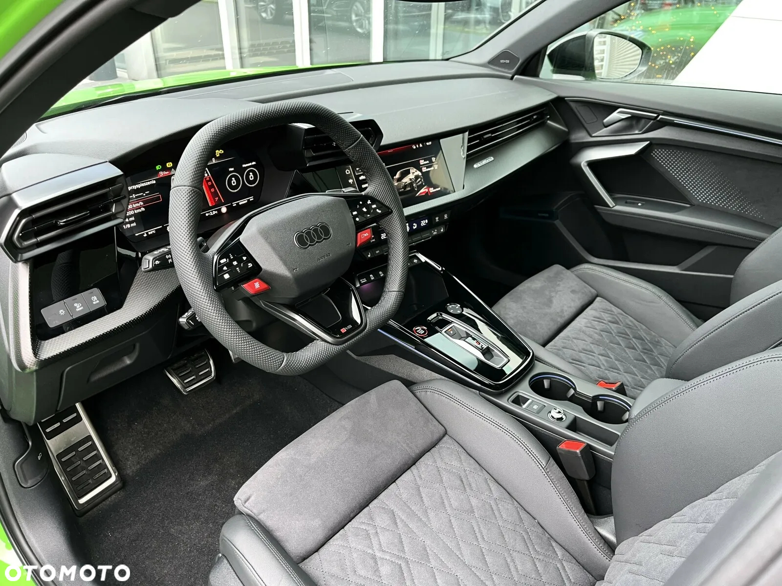 Audi RS3 Limousine - 12