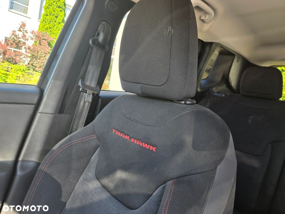 Jeep Renegade 1.3 GSE T4 Turbo Limited 4x4 S&S - 23