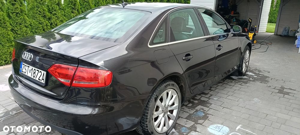 Audi A4 Limousine - 23