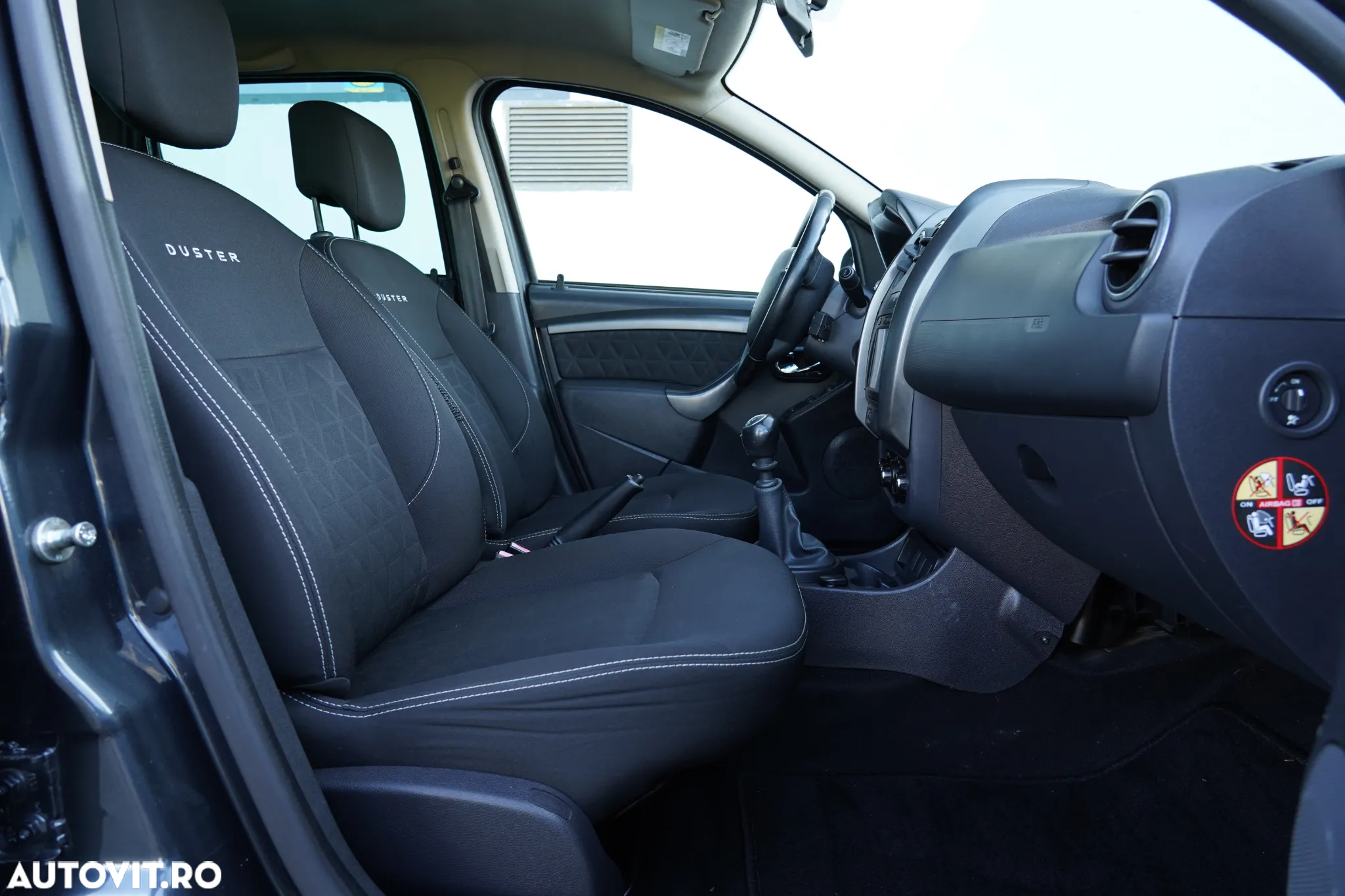 Dacia Duster 1.5 dCi 4x2 Laureate - 13