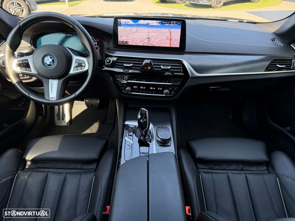 BMW 520 e Pack M - 23