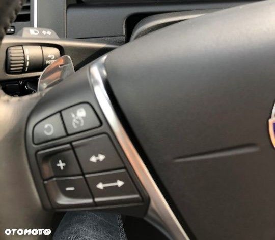 Volvo XC 60 D4 Drive-E Momentum - 29