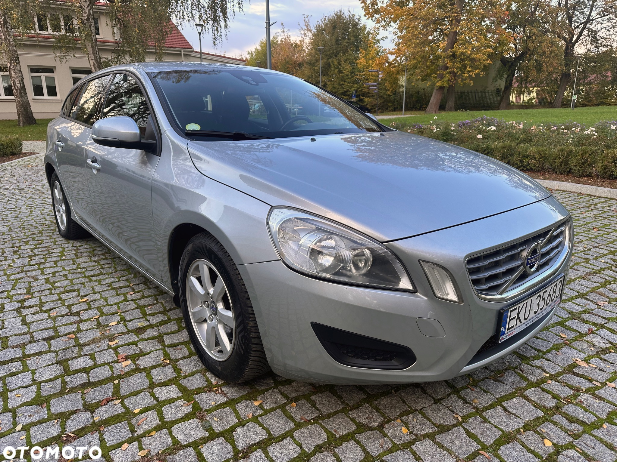 Volvo V60 - 13