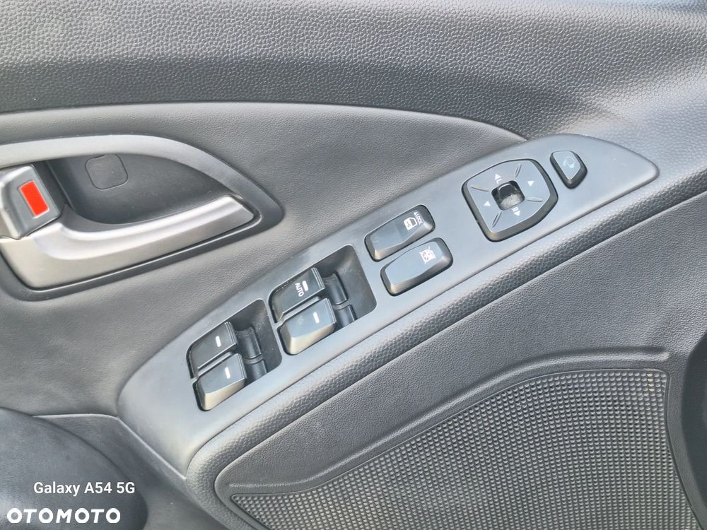 Hyundai ix35 1.7 CRDi Comfort 2WD - 16