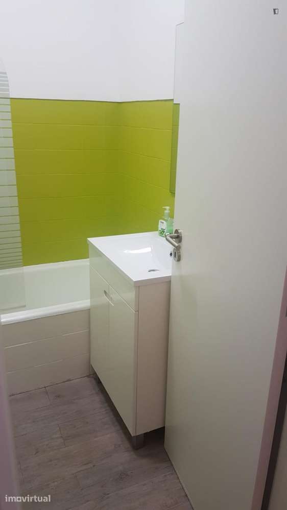 Quarto - localizado em Oeiras Lisbon - Grande imagem: 4/11