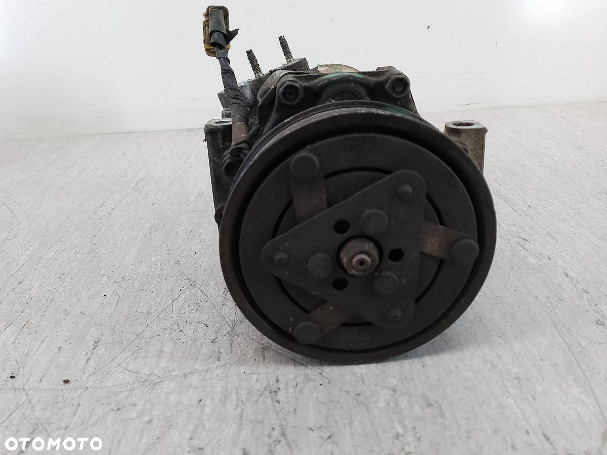 POMPA, SPRĘŻARKA KLIMATYZACJI PEUGEOT 407 9656574080 2.0 HDI - 5