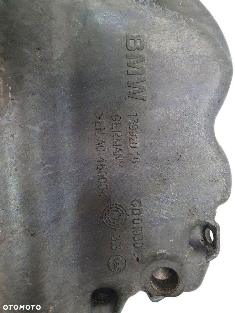MISKA OLEJU SILNIKA BMW F10 F11 F20 F21 F30 E90 2.0 D 13992010 - 7