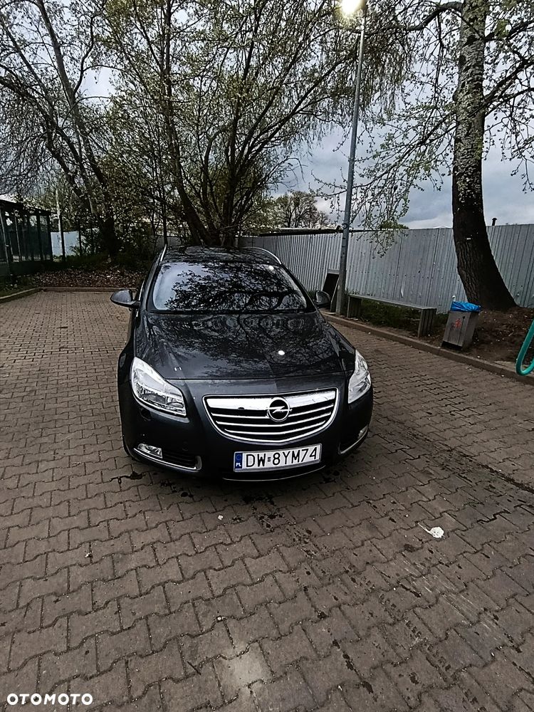 Opel Insignia - 1