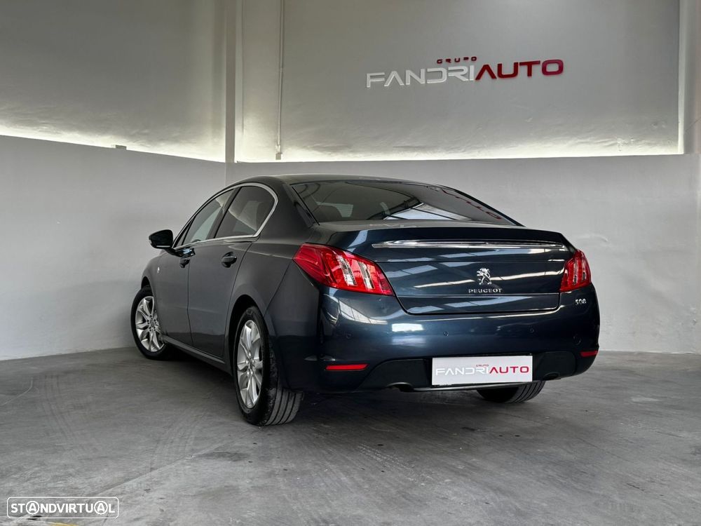 Peugeot 508 2.0 HDi Hybrid4 2-Tronic - 11