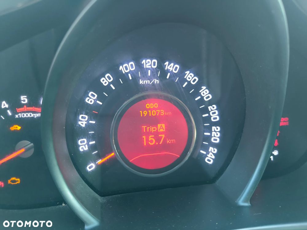 Kia Sportage 1.7 CRDI 2WD Spirit - 23