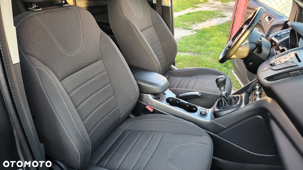 Ford Kuga - 7