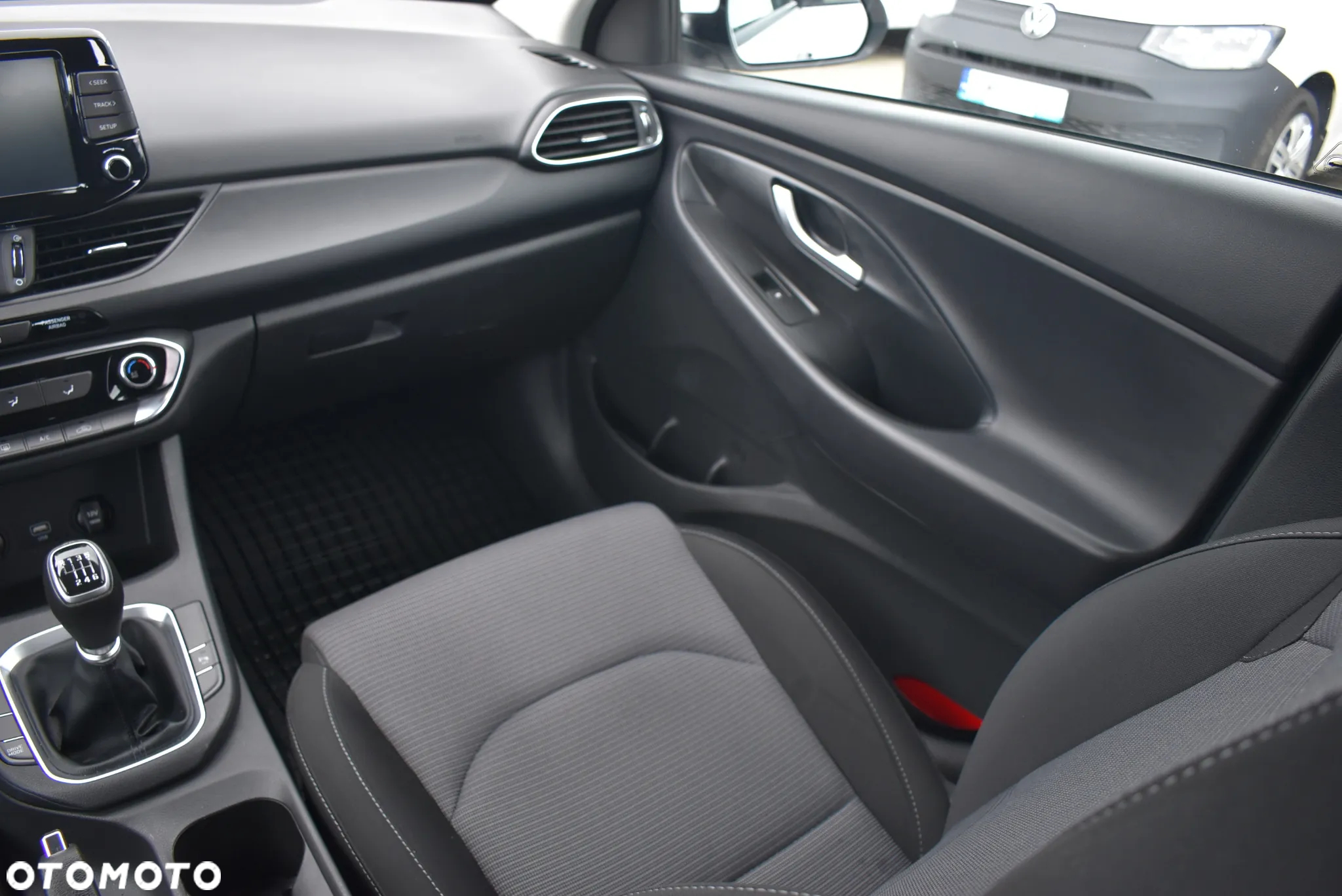 Hyundai i30 1.5 T-GDI 48V Modern - 21