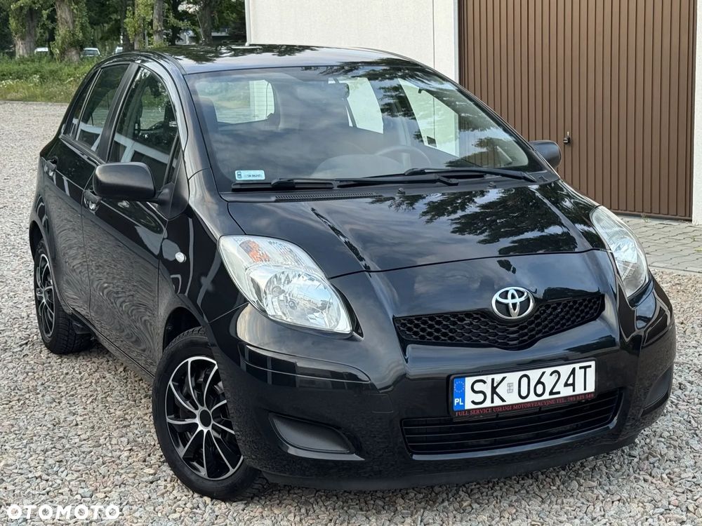 Toyota Yaris - 18