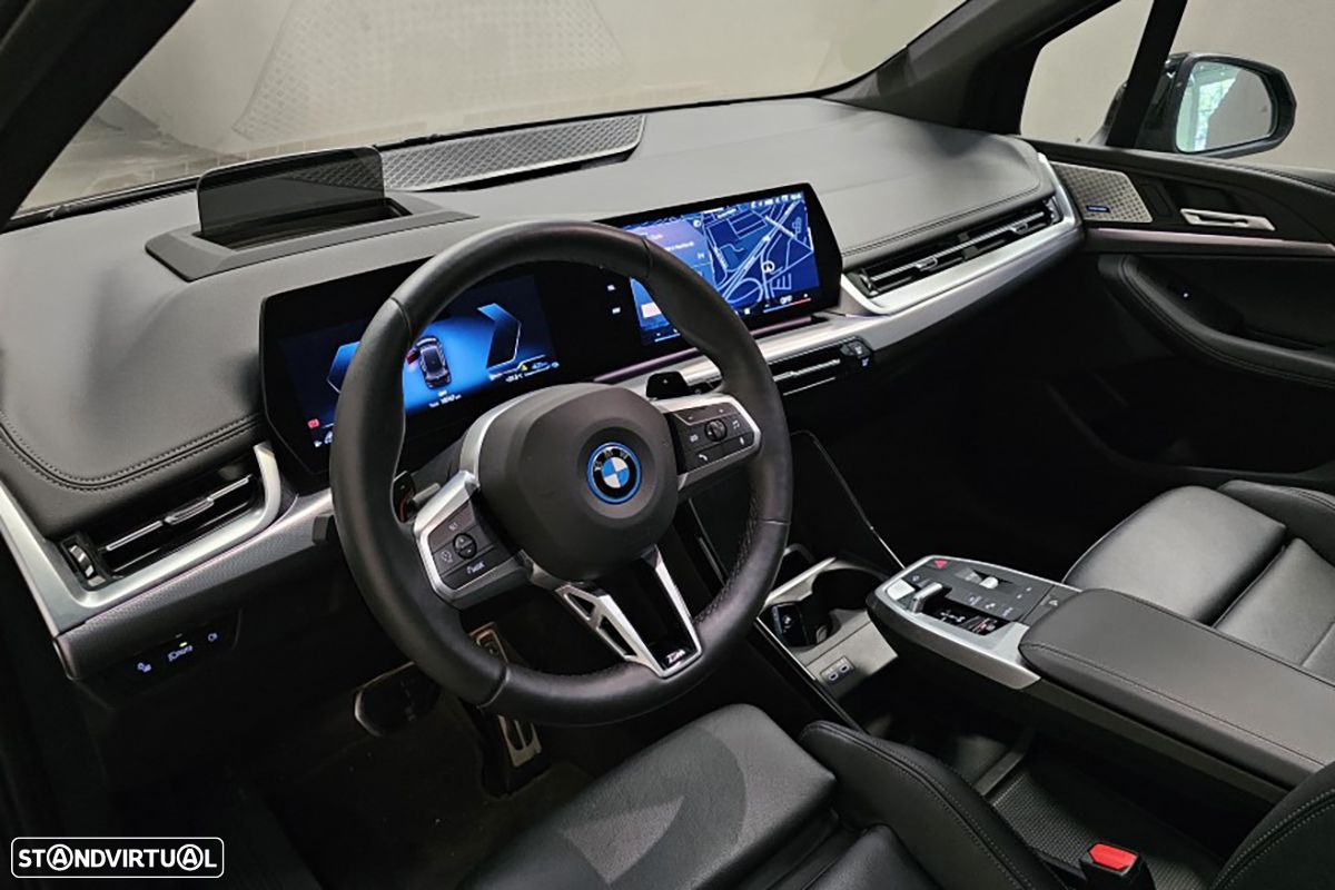 BMW 225xe Active Tourer e xDrive Pack Desportivo M - 9