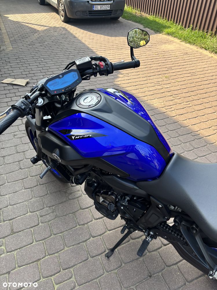 Yamaha MT - 8