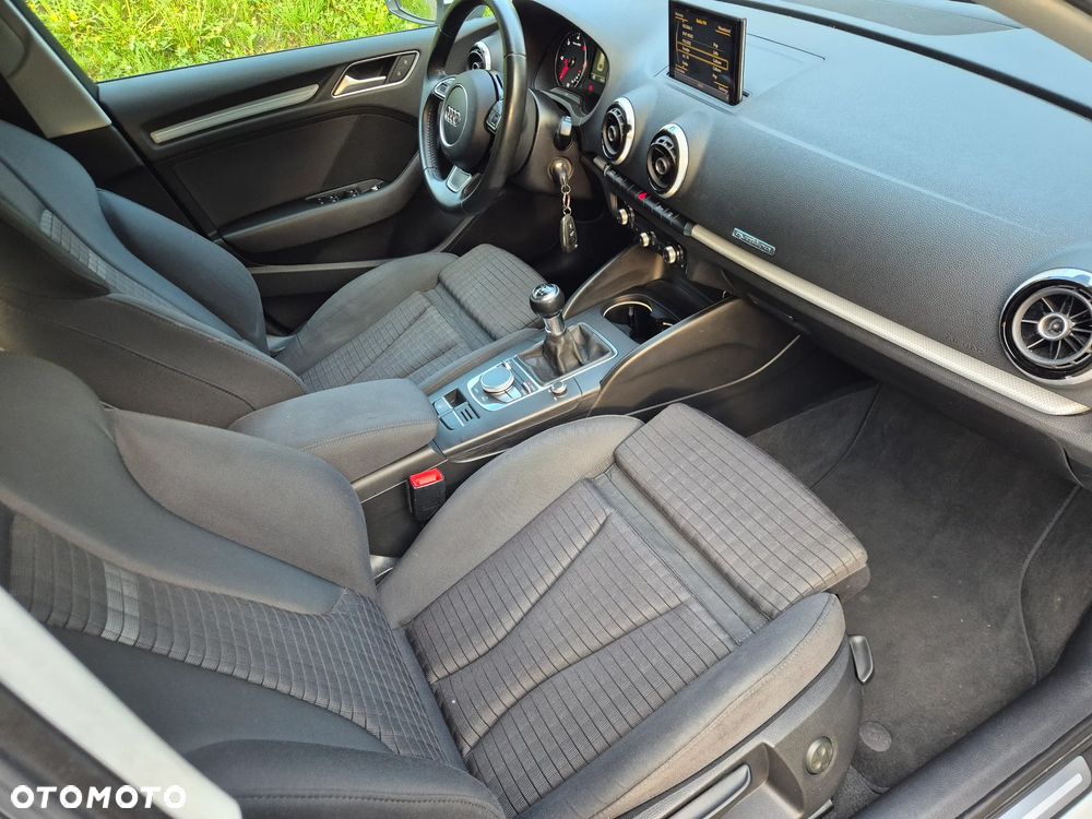 Audi A3 Sportback 2.0 TDI (clean diesel) quattro Ambition - 10