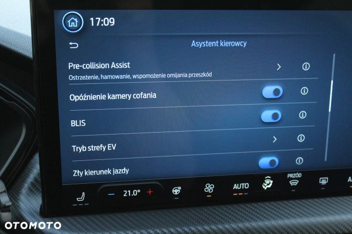 Ford Kuga 2.5 Duratec PHEV ST-LINE X - 29