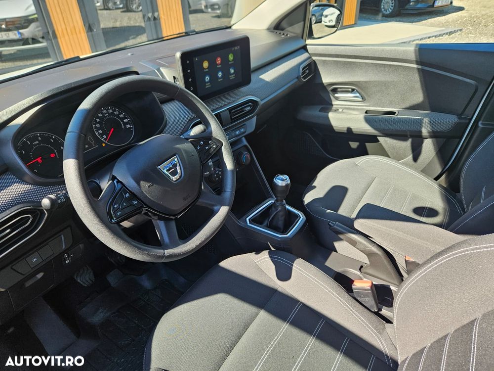 Dacia Sandero - 6