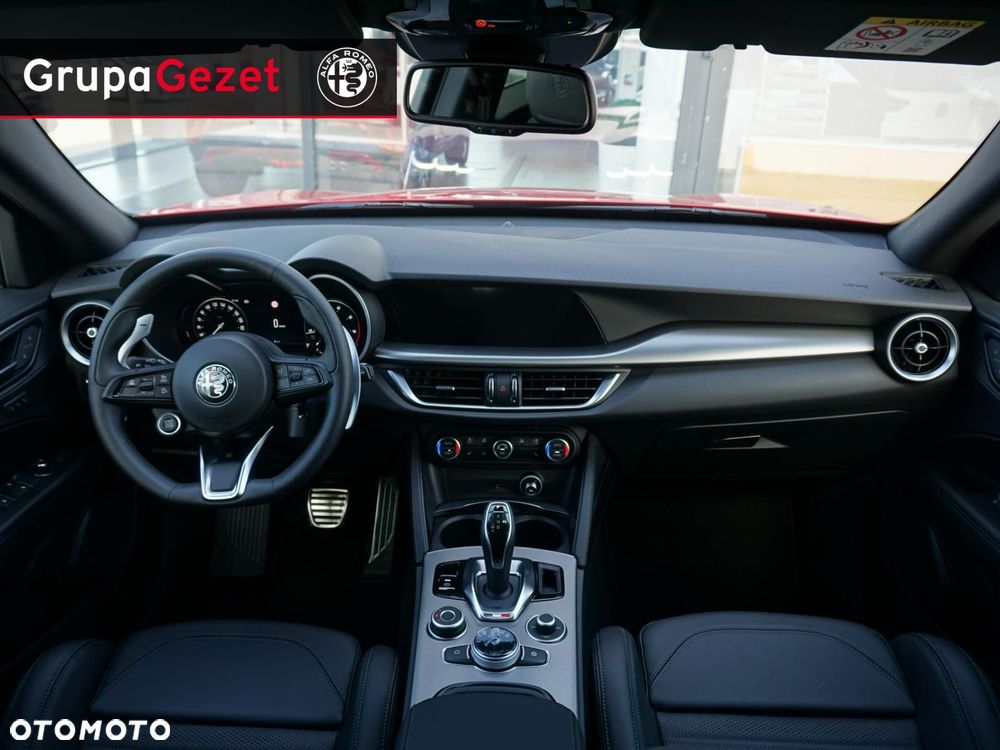 Alfa Romeo Stelvio - 5