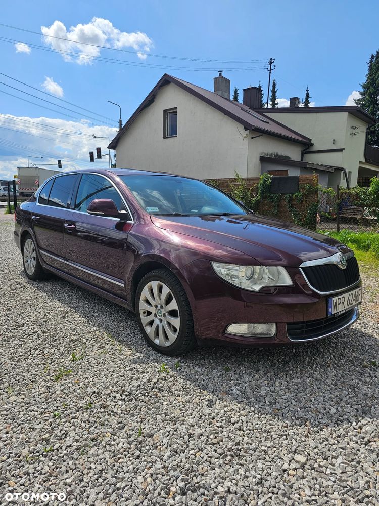 Skoda Superb 2.0 TDI Elegance DSG - 6
