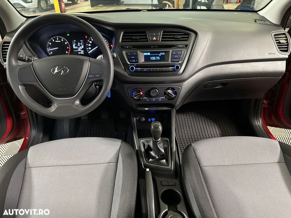 Hyundai i20 - 10