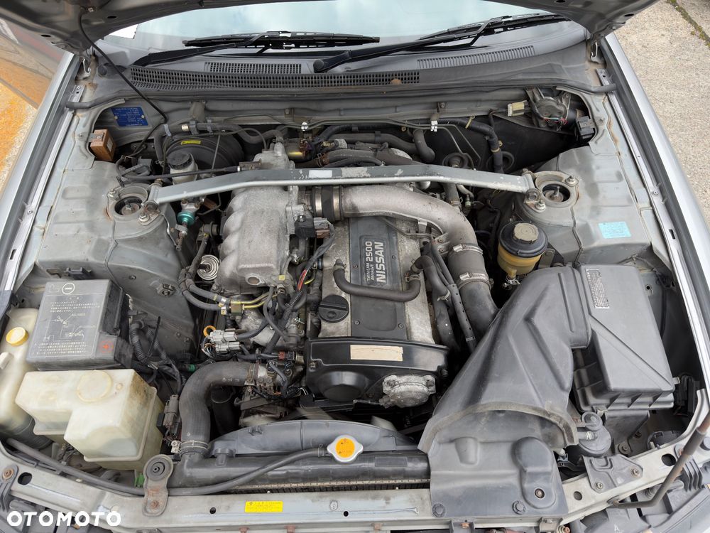 Nissan Skyline - 17