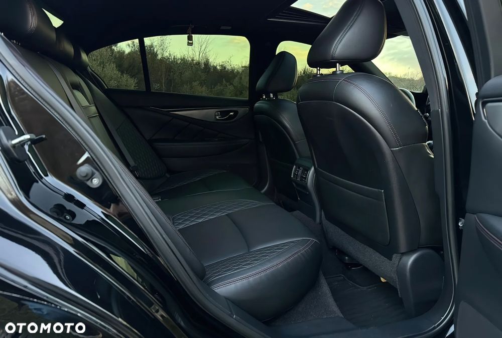 Infiniti Q50 Q50(S) 3.0t Sport Tech - 17