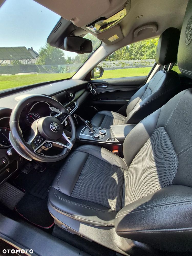 Alfa Romeo Stelvio 2.0 Turbo B-Tech Edition Q4 - 7