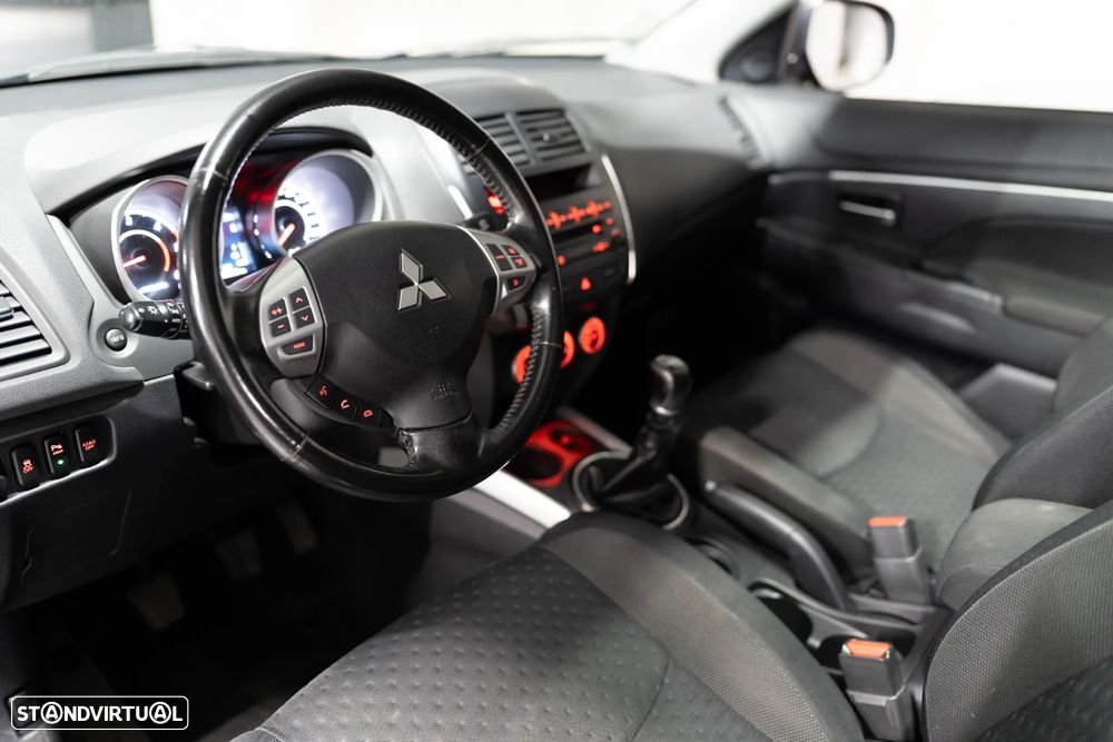 Mitsubishi ASX 1.8 DI-D Instyle - 10