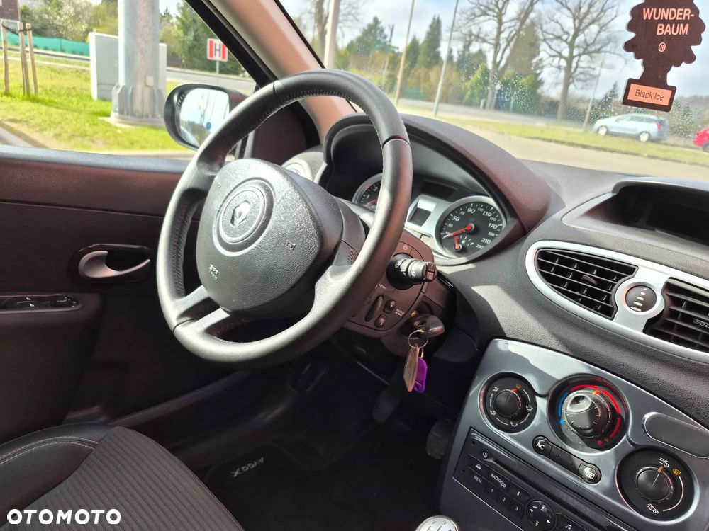 Renault Clio 1.2 16V Life - 7