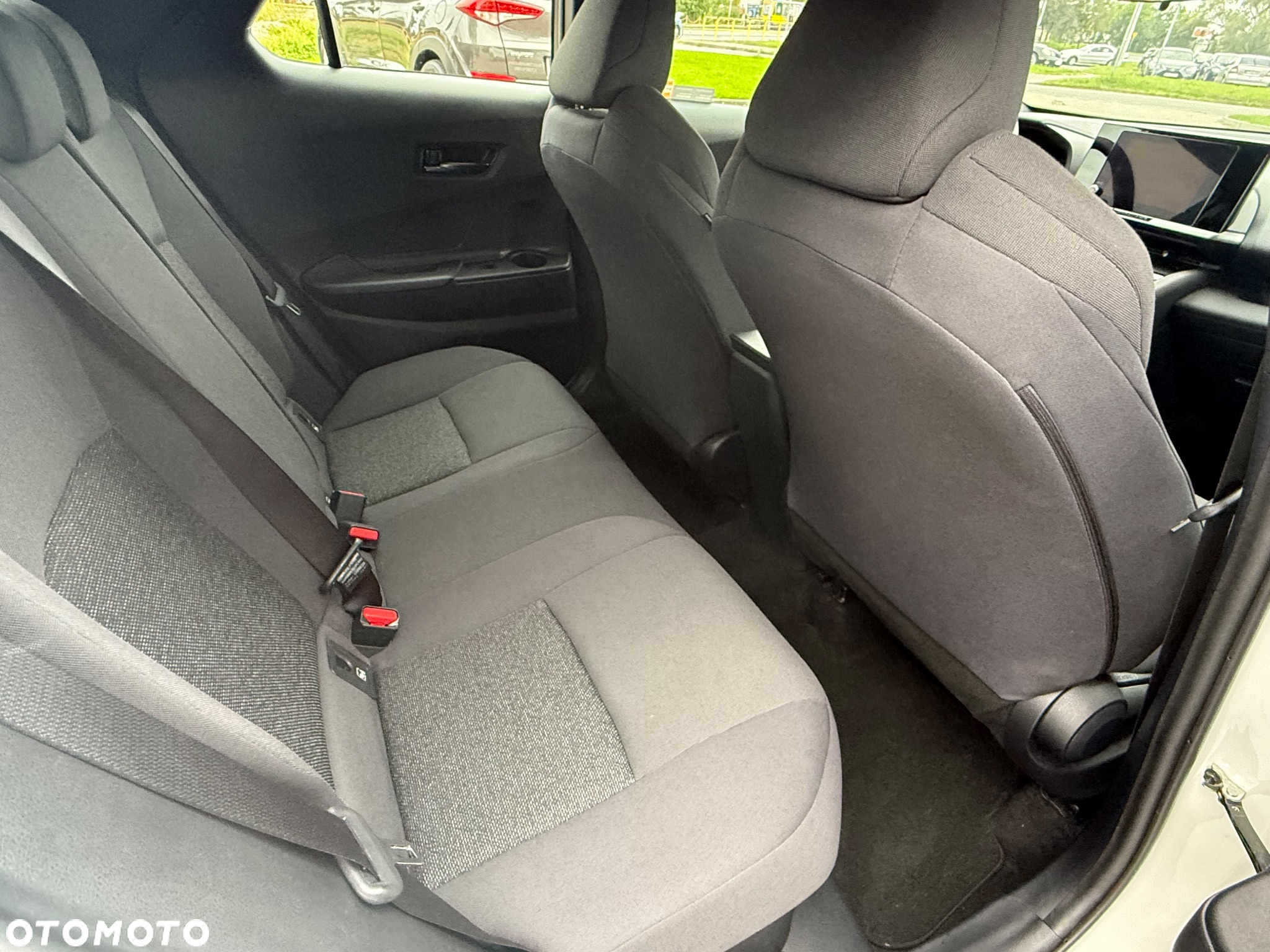 Toyota C-HR 1.8 Hybrid Comfort - 16