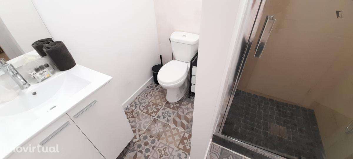 Apartamento com 1 quartos - localizado em Arroios Lisbon - Grande imagem: 3/10