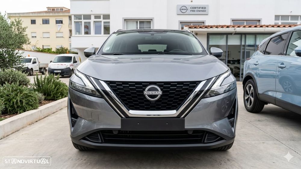 Nissan Qashqai 1.3 DIG-T N-Connecta Xtronic - 4