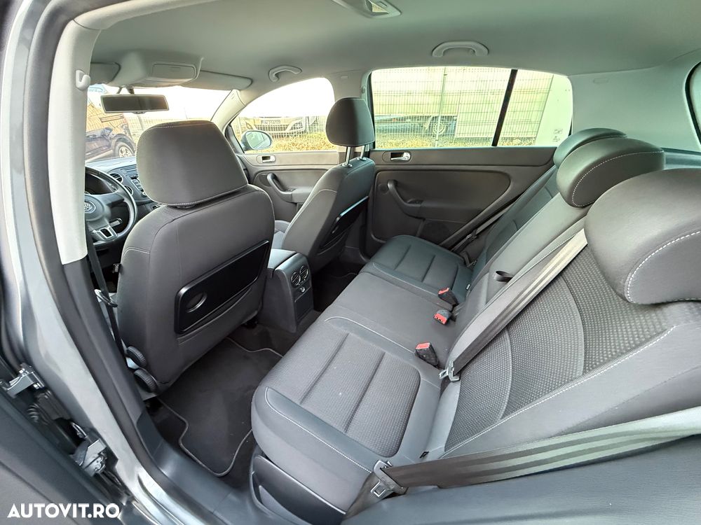Volkswagen Golf Plus 1.6 TDI DPF MATCH - 8