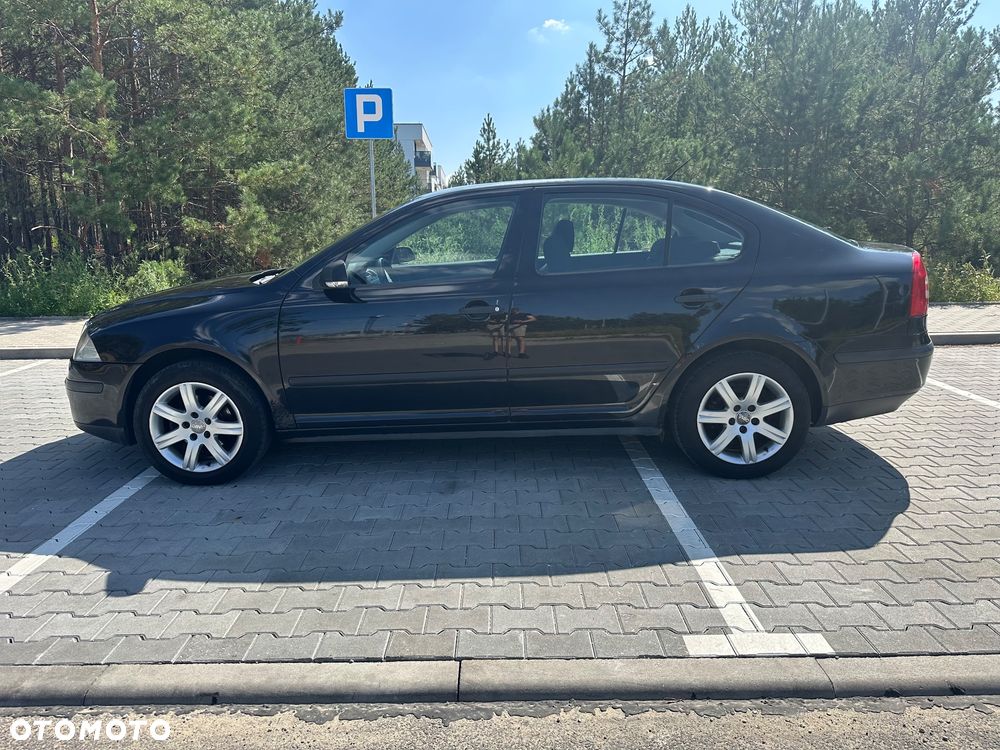 Skoda Octavia 1.6 Elegance - 8