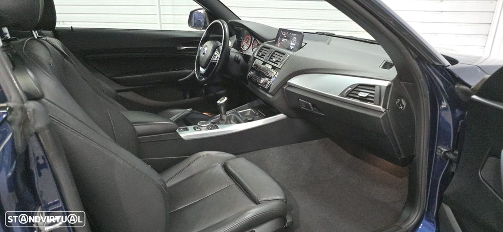 BMW 220 d Cabrio LIne Luxury - 23