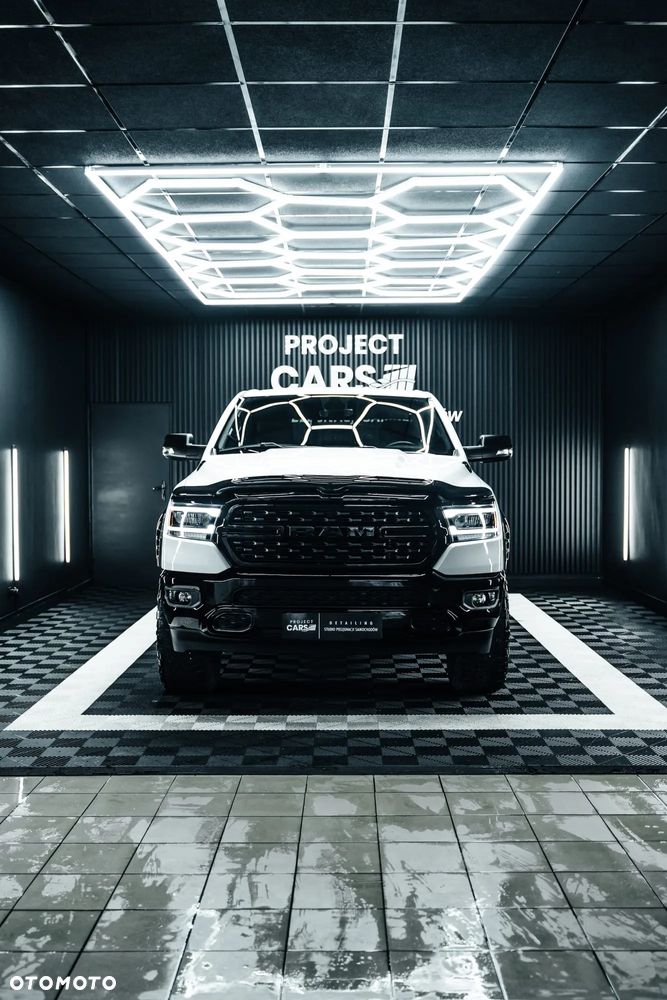 RAM 1500 Quad Cab Longbed Bighorn - 5